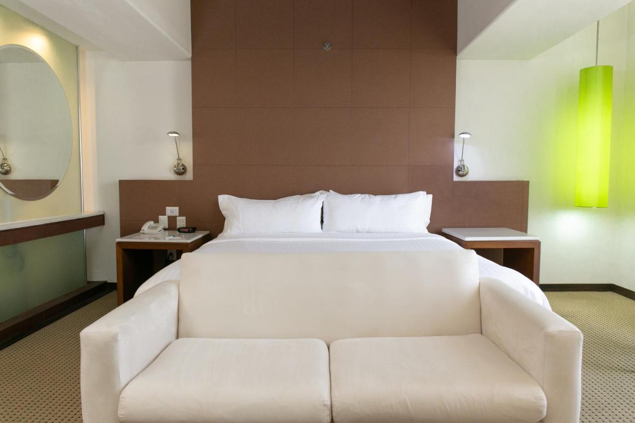 Hotel & Suites Bel Air Business סלמנקה מראה חיצוני תמונה
